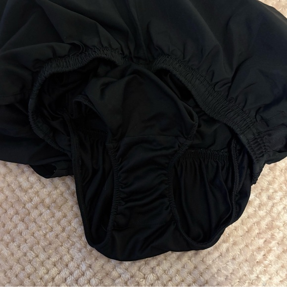 Nike Women’s Tempo Running Shorts—Black | SM - Picture 4 of 7